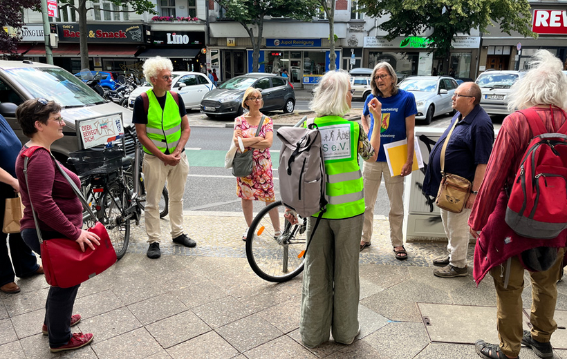 Kiezspaziergang in Friedenau mit der GehCheck-App am 16.06.2022