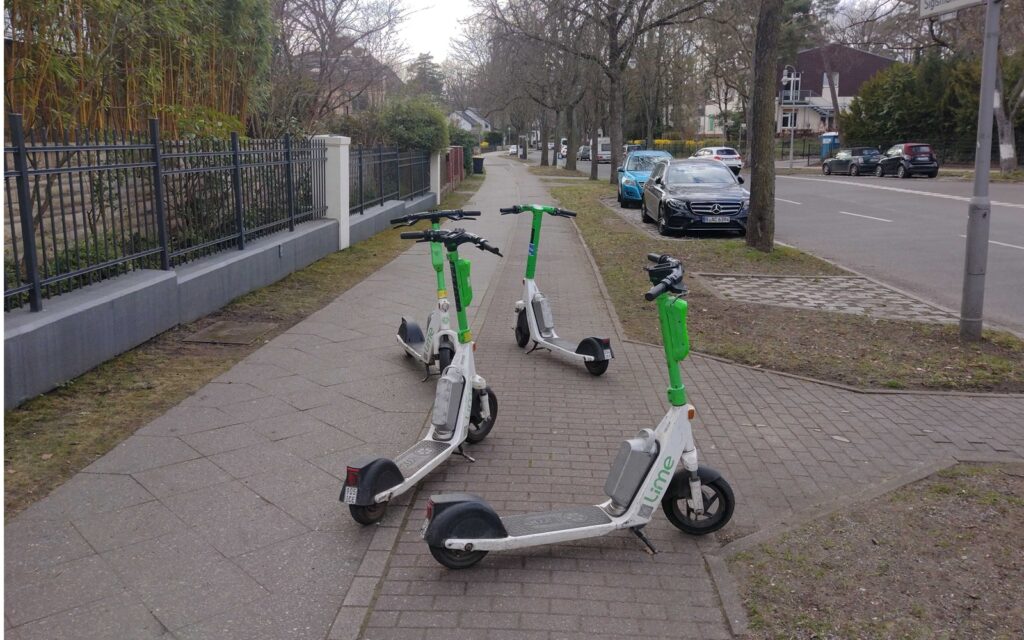 E-Scooter: Noch mehr Chaos auf Gehwegen?